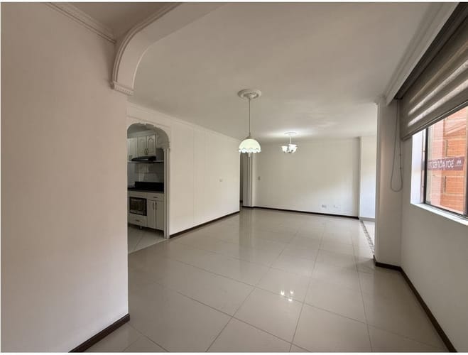 Apartamento de 3 alcobas en venta en Calasanz Parte Alta, Medellín, 79 m² · foto 4 de 19