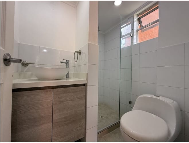 Apartamento de 3 alcobas en venta en Calasanz Parte Alta, Medellín, 79 m² · foto 16 de 19