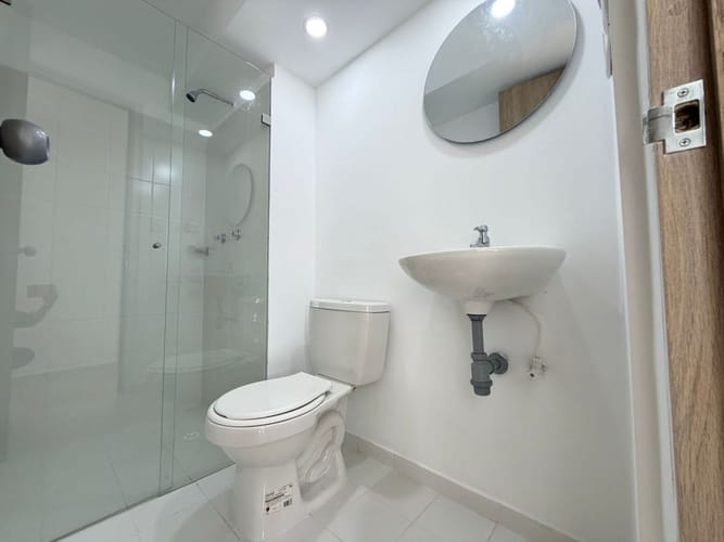 Apartamento de 3 alcobas en venta en Guasimalito, Bello, 54 m² · foto 6 de 9