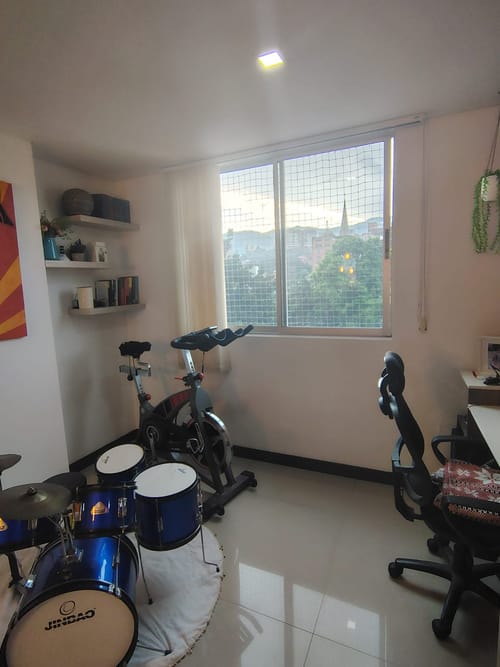 Apartamento de 3 alcobas en venta en La Castellana, Medellín, 120 m² · foto 10 de 14