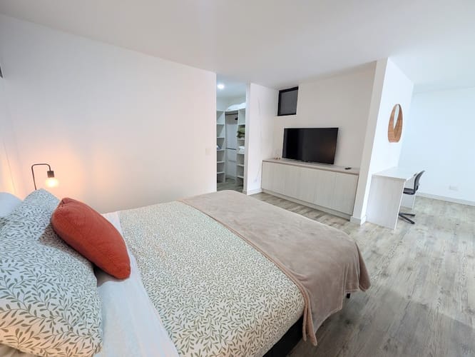 Apartamento de 1 alcoba en venta en Conquistadores, Medellín, 55 m² · foto 5 de 10