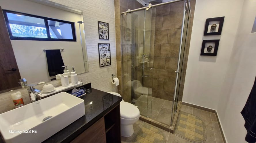 Casa de 4 alcobas en venta en Guarne, 460 m² · foto 12 de 17
