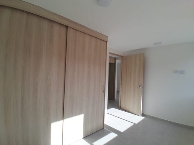 Apartamento de 2 alcobas en venta en Bellavista, Bello, 50 m² · foto 2 de 24