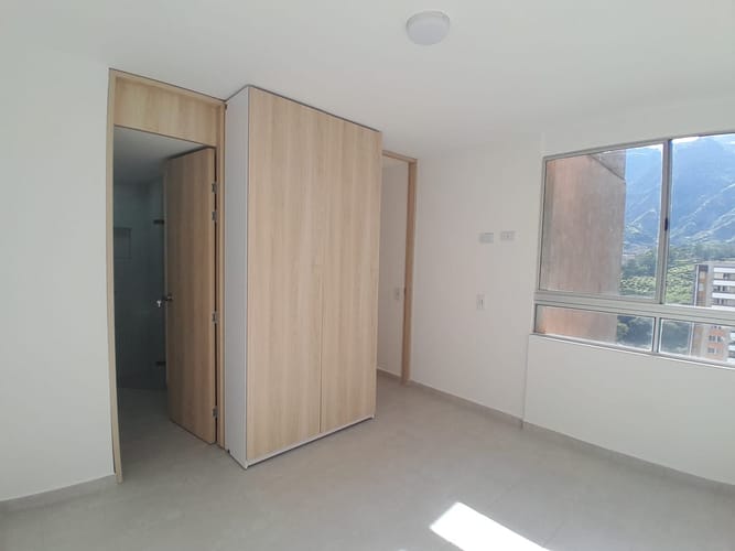 Apartamento de 2 alcobas en venta en Bellavista, Bello, 50 m² · foto 18 de 24