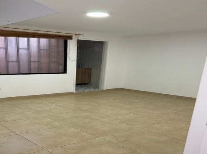 Casa de 2 alcobas en venta en Belén, Medellín, 57 m² · foto 8 de 10