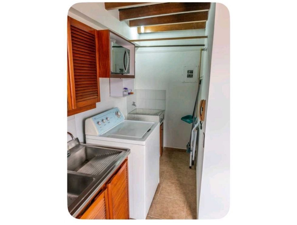 Apartamento en venta en Laureles, Medellín · foto 4 de 9