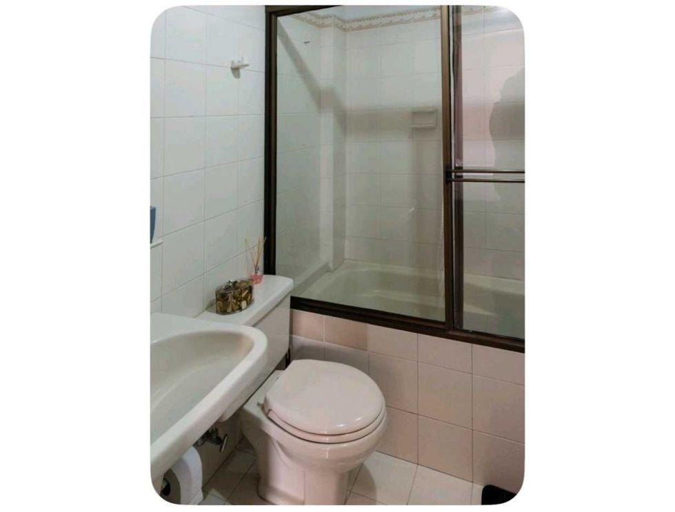 Apartamento en venta en Laureles, Medellín · foto 8 de 9