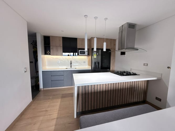 Apartamento de 3 alcobas en venta en Zona Industrial 3, Bello, 91 m² · foto 5 de 22