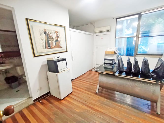 Casa de 20 alcobas en venta en La Candelaria, Medellín, 565 m² · foto 4 de 20
