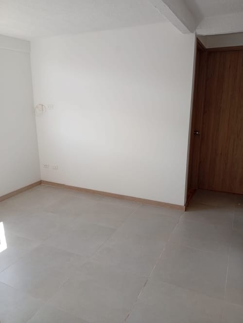 Apartamento de 2 alcobas en venta en El Porvenir, Rionegro, 58 m² · foto 3 de 11