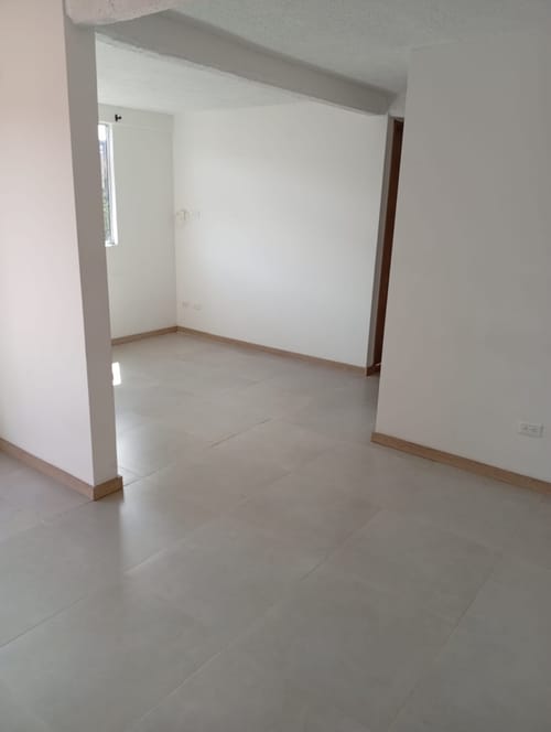Apartamento de 2 alcobas en venta en El Porvenir, Rionegro, 58 m² · foto 4 de 11