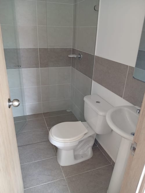 Apartamento de 2 alcobas en venta en El Porvenir, Rionegro, 58 m² · foto 6 de 11