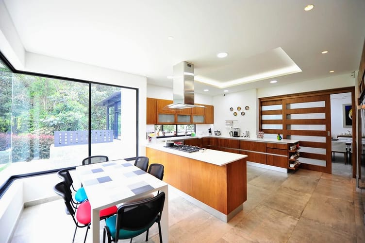 Casa de 5 alcobas en venta en La Ceja · foto 5 de 15