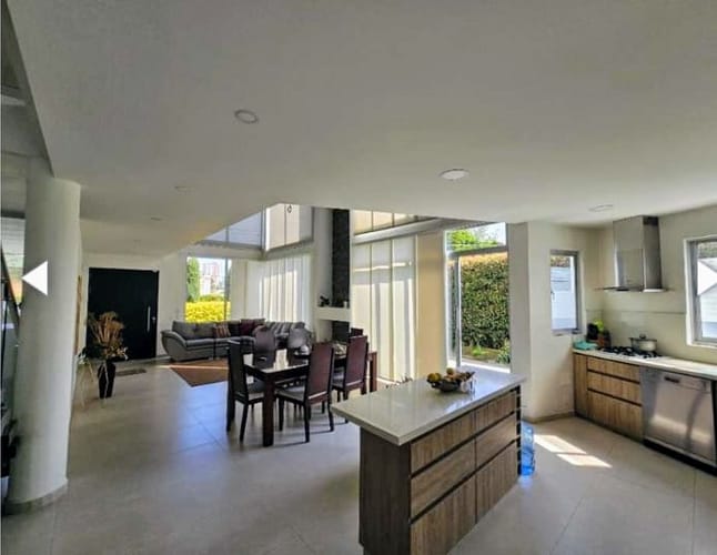 Casa de 4 alcobas en venta en Gualanday, Rionegro, 890 m² · foto 11 de 24