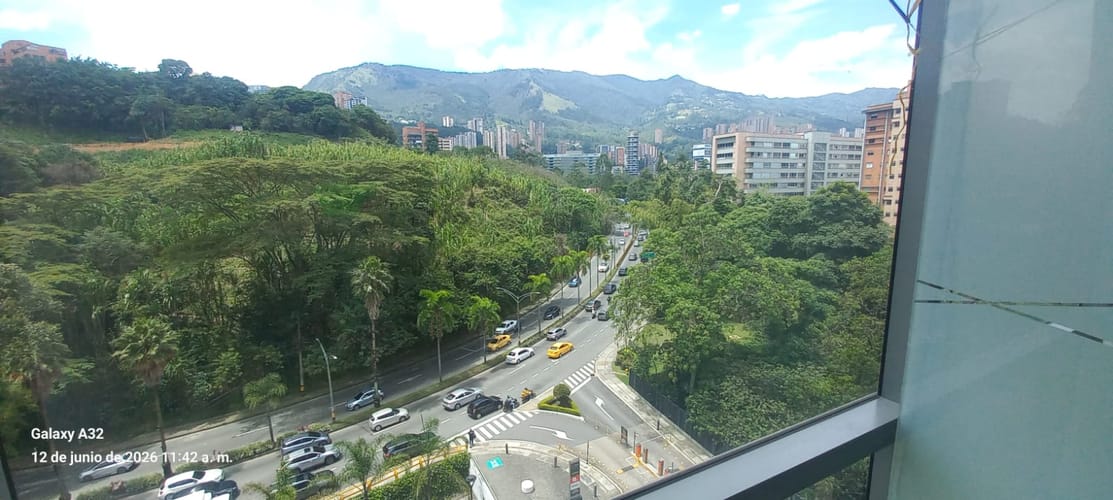 Oficina en arriendo en Castropol, Medellín, 50 m² · foto 2 de 16