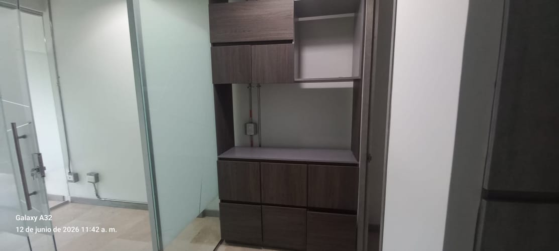 Oficina en arriendo en Castropol, Medellín, 50 m² · foto 3 de 16