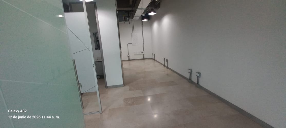 Oficina en arriendo en Castropol, Medellín, 50 m² · foto 14 de 16