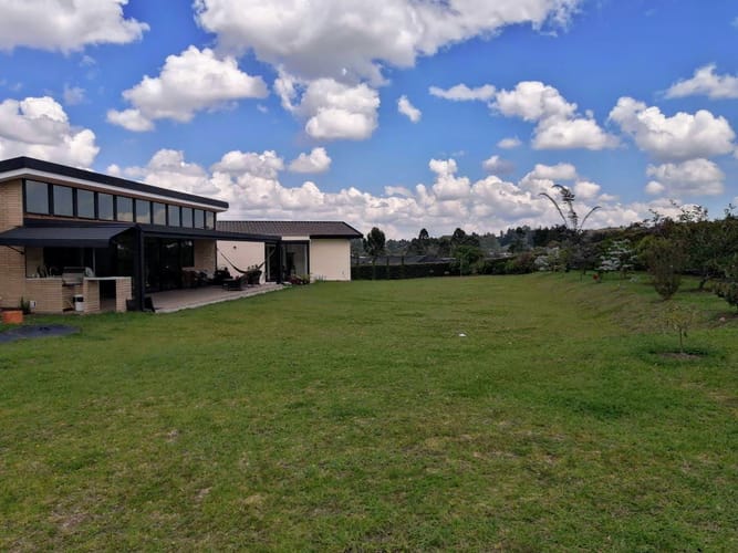 Casa de 4 alcobas en venta en El Carmen de Viboral · foto 4 de 14