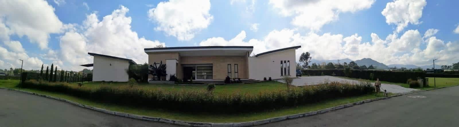 Casa de 4 alcobas en venta en El Carmen de Viboral · foto 7 de 14