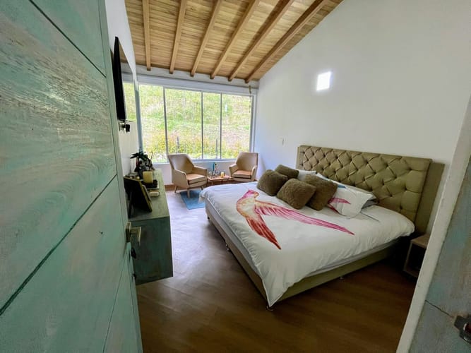 Casa de 6 alcobas en venta en La Ceja, 1680 m² · foto 18 de 24