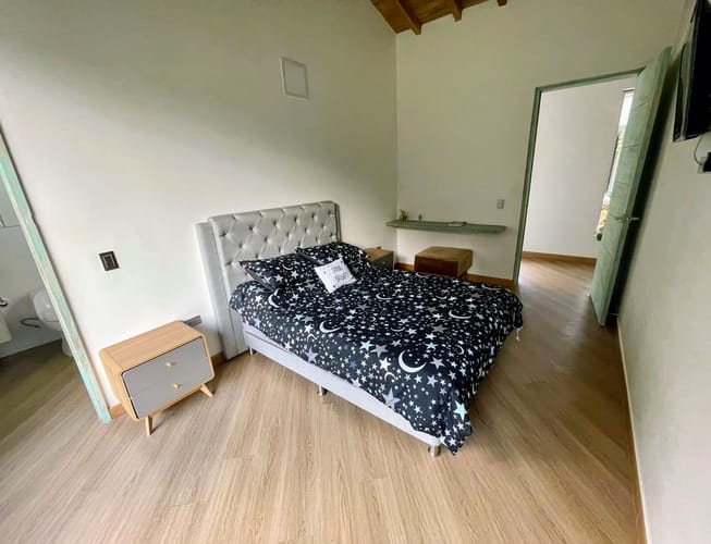 Casa de 6 alcobas en venta en La Ceja, 1680 m² · foto 19 de 24