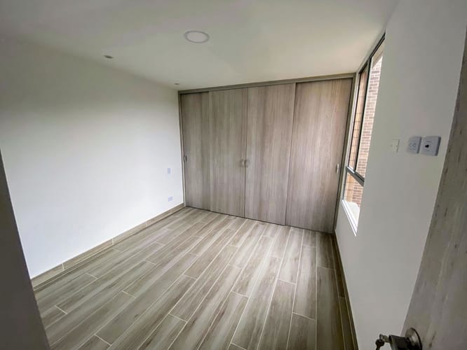 Apartamento de 2 alcobas en venta en La Milagrosa, La Ceja, 65 m² · foto 23 de 24