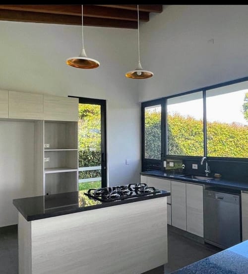 Casa de 4 alcobas en venta en Guamito, La Ceja · foto 6 de 8