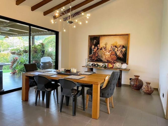 Casa de 5 alcobas en venta en Guamito, La Ceja · foto 10 de 13