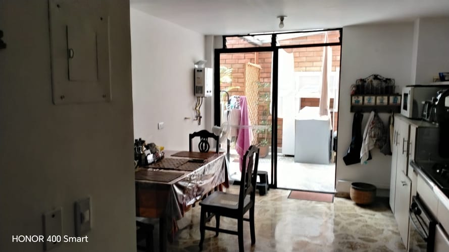 Apartamento de 3 alcobas en venta en Laureles, Medellín, 167 m² · foto 5 de 22
