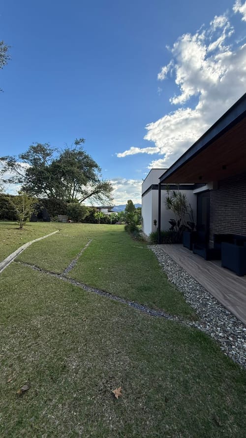 Casa de 4 alcobas en venta en Guamito, La Ceja · foto 11 de 24