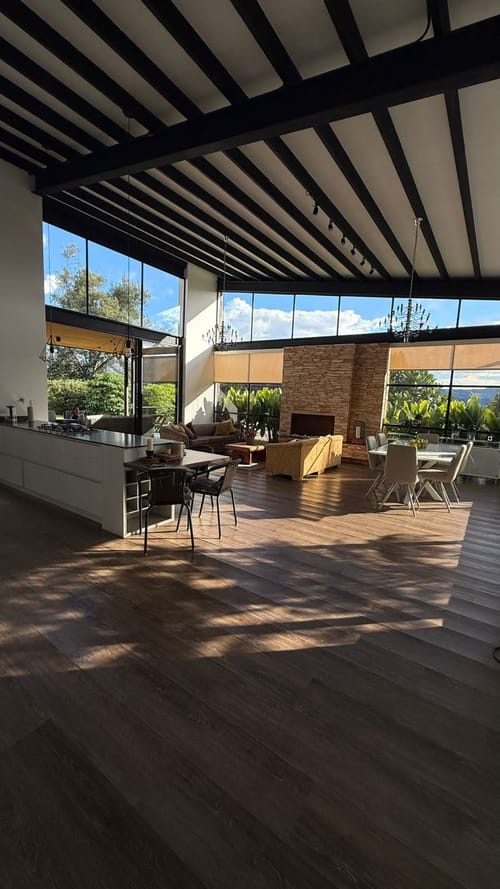 Casa de 4 alcobas en venta en Guamito, La Ceja · foto 19 de 24