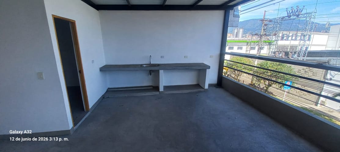 Local en arriendo en Caribe, Medellín, 120 m² · foto 11 de 12