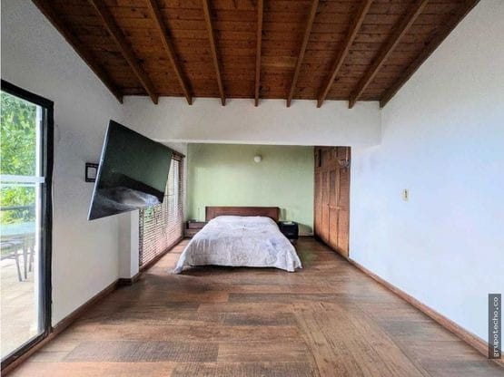 Casa de 5 alcobas en venta en Guayabal, Medellín, 261 m² · foto 11 de 21