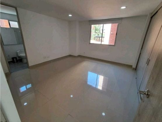 Apartamento de 3 alcobas en venta en Alfonso Lopez, Medellín, 140 m² · foto 3 de 18