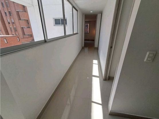 Apartamento de 3 alcobas en venta en Alfonso Lopez, Medellín, 140 m² · foto 9 de 18