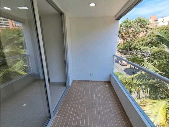 Apartamento de 3 alcobas en venta en Alfonso Lopez, Medellín, 140 m² · foto 18 de 18