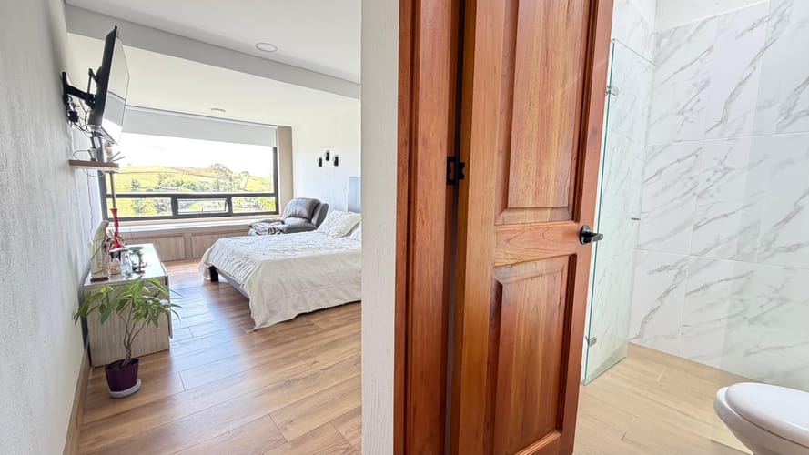 Casa de 5 alcobas en venta en Quirama, El Carmen de Viboral, 315 m² · foto 10 de 20