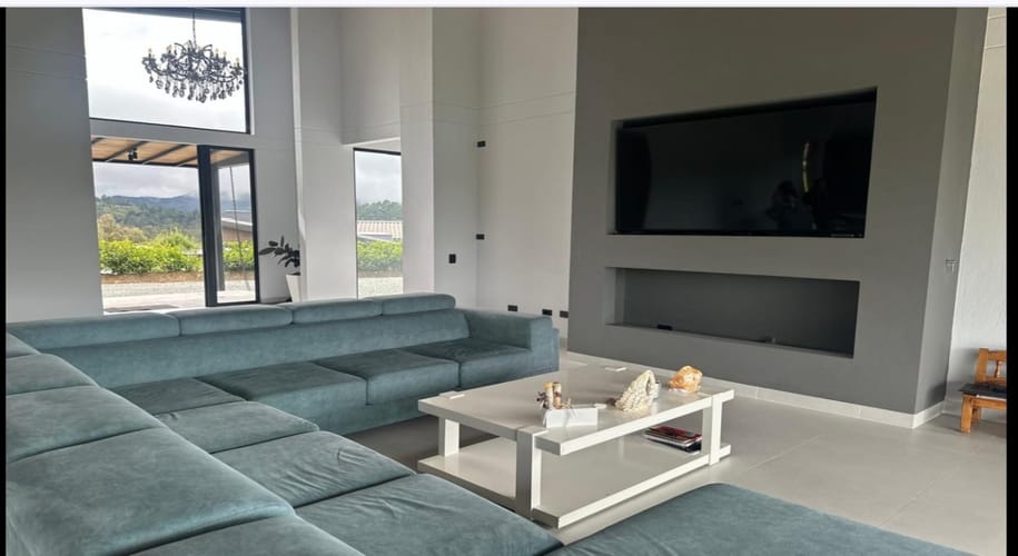 Casa de 3 alcobas en venta en Pantanillo, El Retiro, 392 m² · foto 4 de 17
