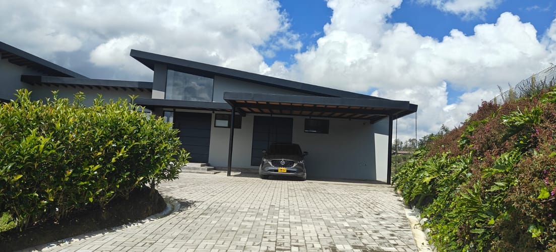 Casa de 3 alcobas en venta en Pantanillo, El Retiro, 392 m² · foto 16 de 17