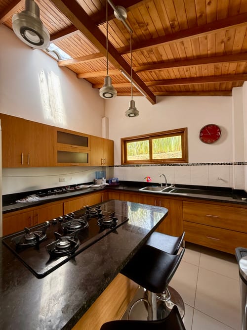 Casa de 4 alcobas en venta en La Clara, Guarne, 250 m² · foto 4 de 24
