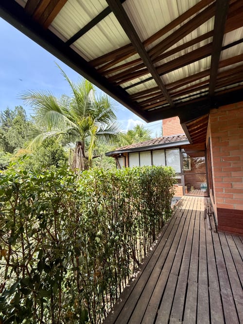 Casa de 4 alcobas en venta en La Clara, Guarne, 250 m² · foto 10 de 24