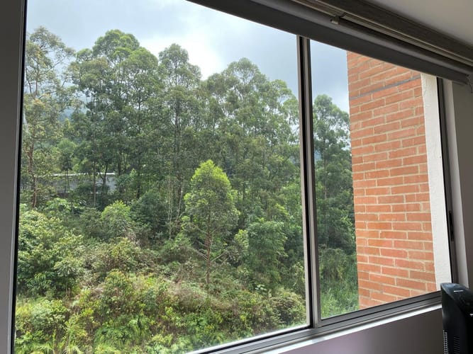 Apartamento de 2 alcobas en venta en El Poblado, Medellín, 94 m² · foto 12 de 18