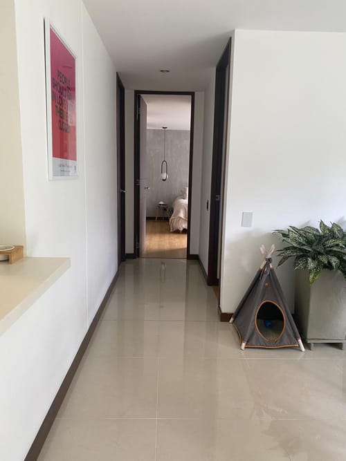 Apartamento de 2 alcobas en venta en El Poblado, Medellín, 94 m² · foto 15 de 18