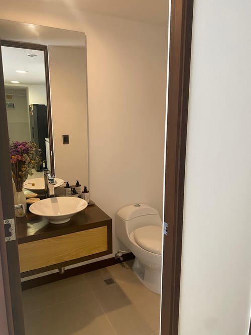 Apartamento de 2 alcobas en venta en El Poblado, Medellín, 94 m² · foto 16 de 18