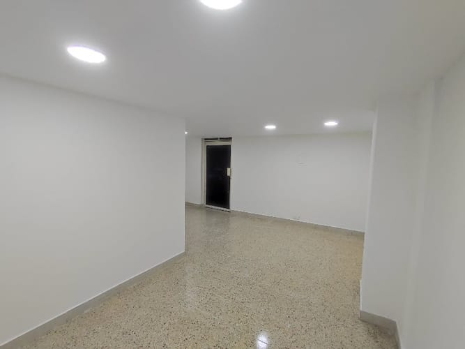 Local en venta en La Candelaria, Medellín, 74 m² · foto 7 de 20