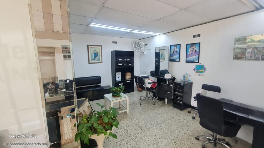 Local en venta en La Candelaria, Medellín, 74 m² · foto 9 de 20
