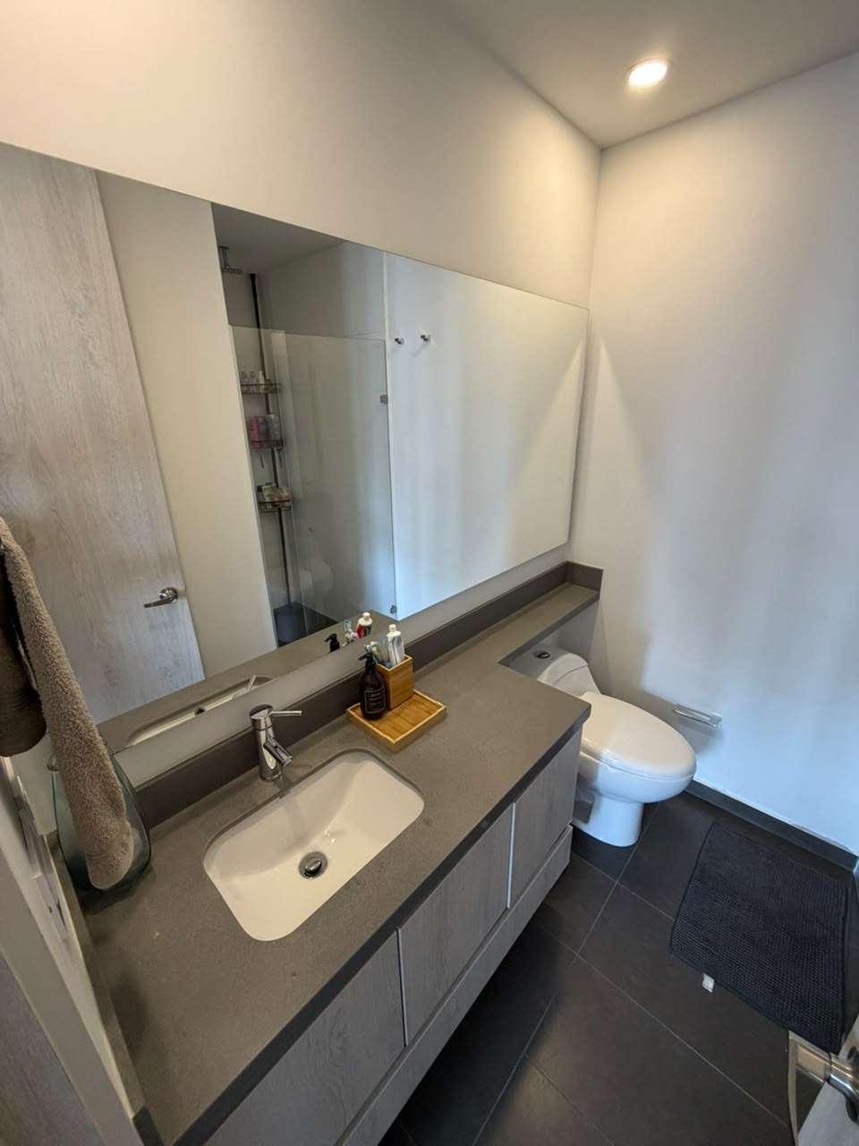 Apartamento en arriendo en El Poblado, Medellín · foto 16 de 24