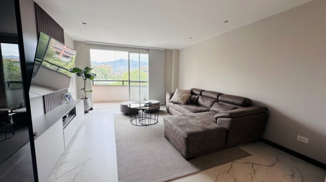 Apartamento en venta en Zuñiga, Envigado · foto 2 de 14
