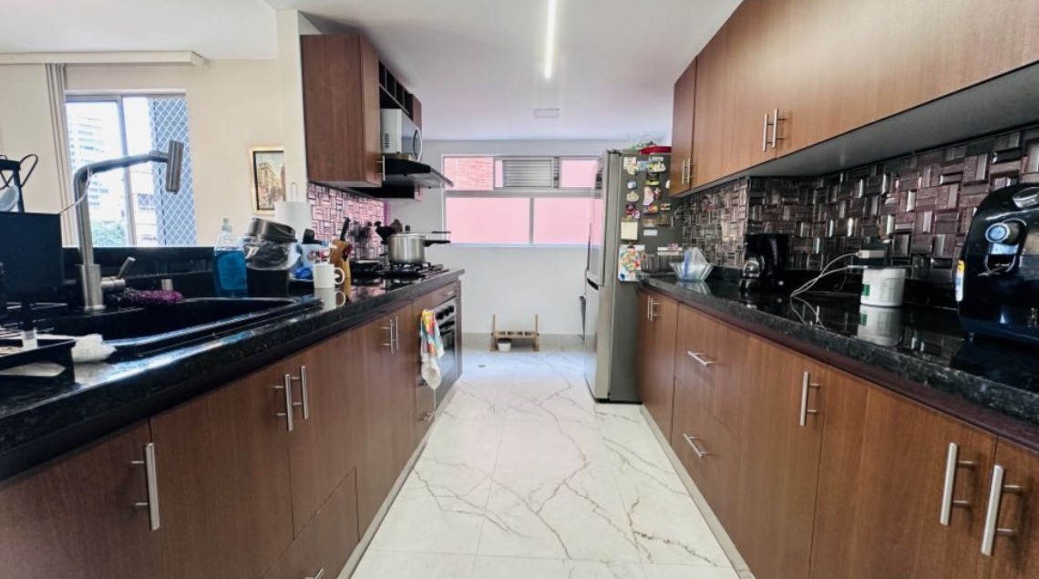 Apartamento en venta en Zuñiga, Envigado · foto 3 de 14