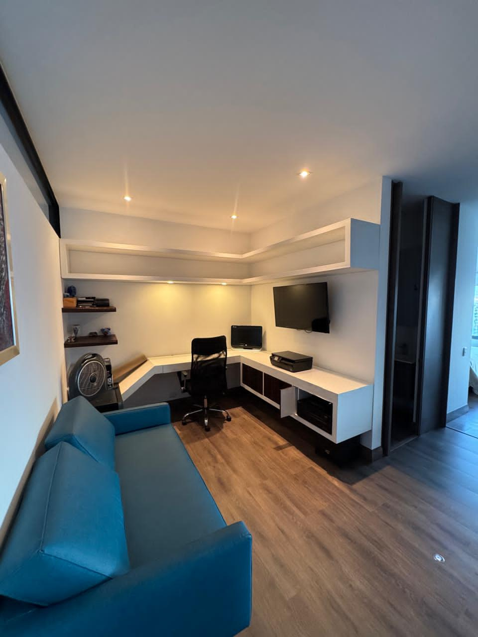 Apartamento en arriendo en El Poblado, Medellín · foto 3 de 8